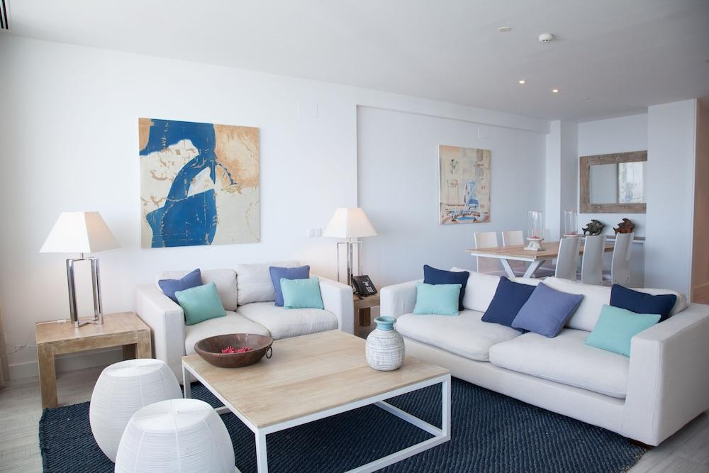 Suites Puerto Sherry El Puerto de Santa María Εξωτερικό φωτογραφία