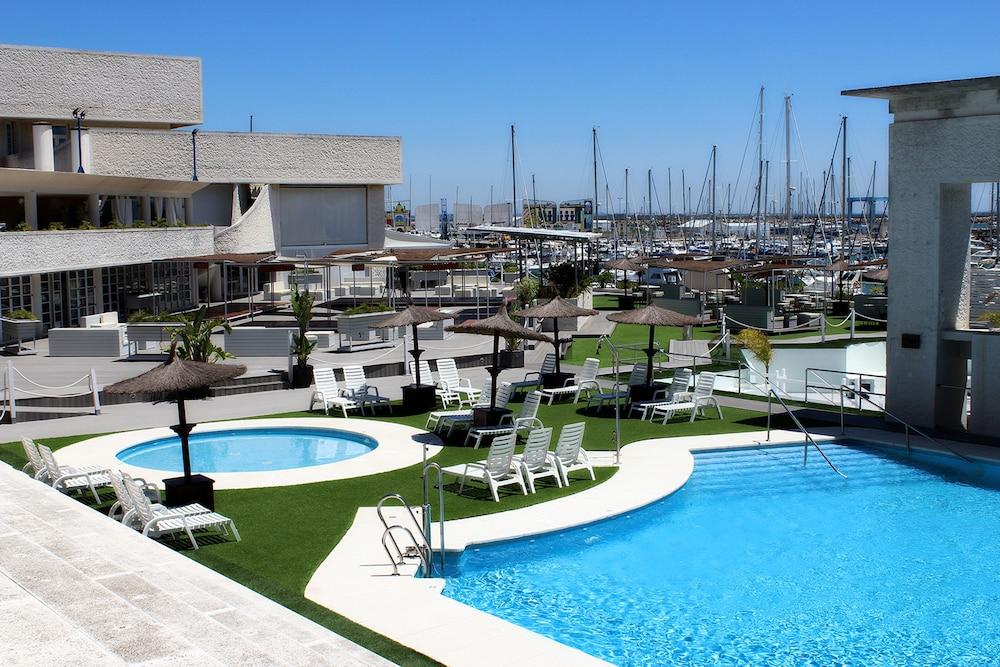 Suites Puerto Sherry El Puerto de Santa María Εξωτερικό φωτογραφία