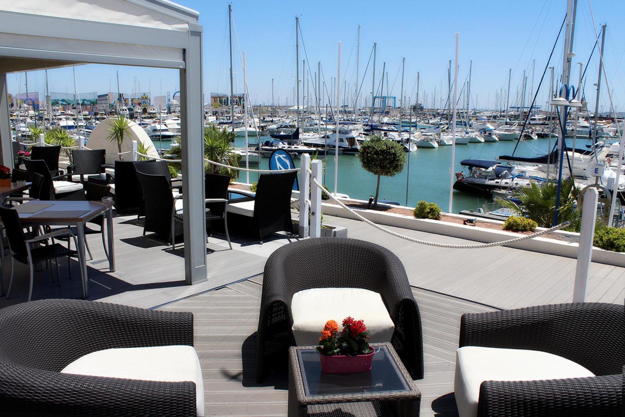 Suites Puerto Sherry El Puerto de Santa María Εξωτερικό φωτογραφία